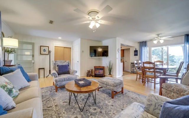 Serene Lake Junaluska Gem: Deck & Mountain Views