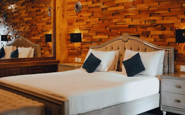 Alpine Hotel  Nathiagali