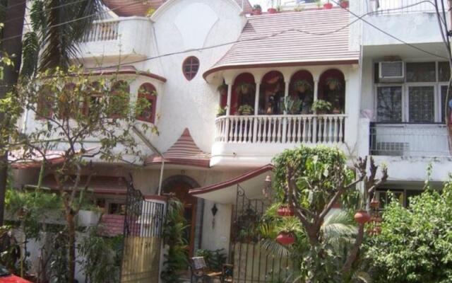 Hotel Bed and Breakfast вид на фасад