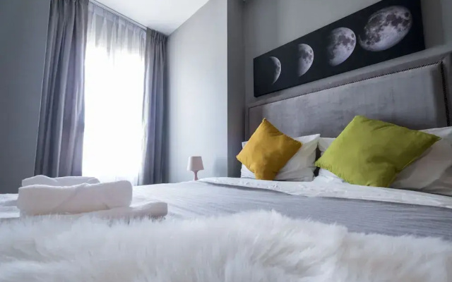 Community Apartment - bkce37