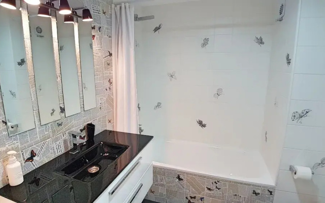 Bonito Apt. 3 habitaciones Parking