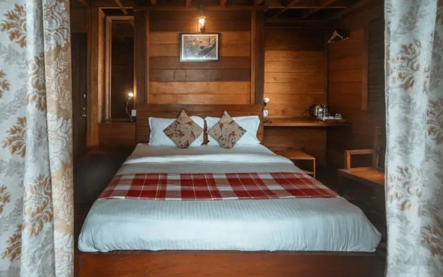 Hotel Aranya Virasat