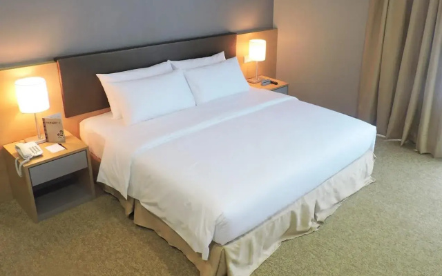 Hotel No.5