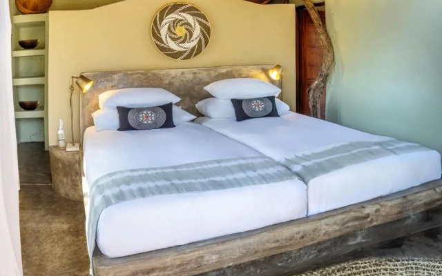 Motswari African Retreat & Walking Safaris by Newmark