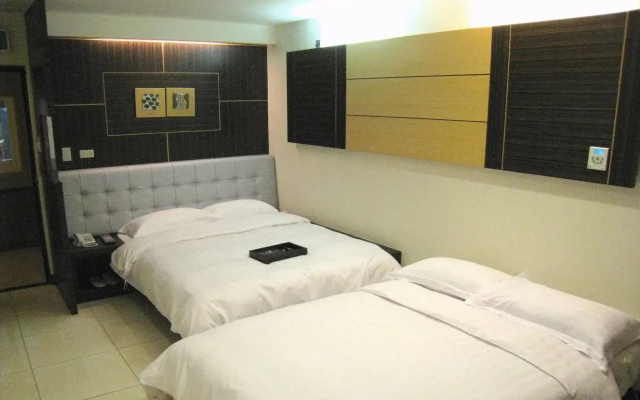 Life Hotel