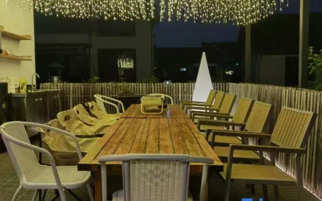 Shanghai Yuejian Youran Homestay (Lianxie Road)