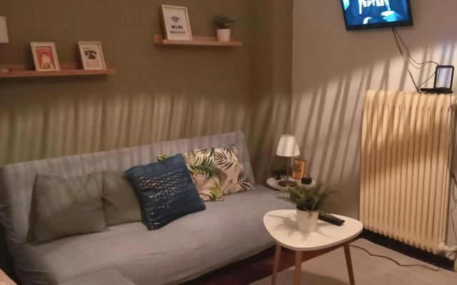 Beautiful and Quiet apartment in the centre of Athens