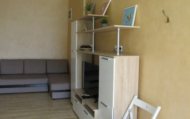 Na Bulvare Nadezhd 4/3 Apartments