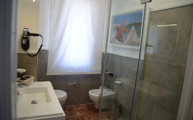 B&B Vanity