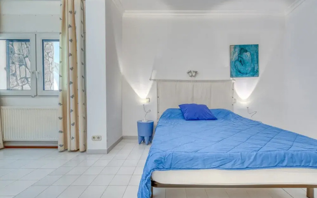 Villa in Roses With Private Pool & Sea Views
