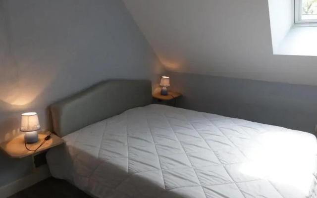 Gîte Dompierre-sur-Besbre, 4 pièces, 6 personnes - FR-1-489-112