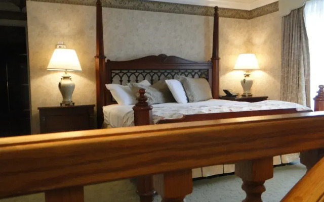 Phoenix Inn Resort