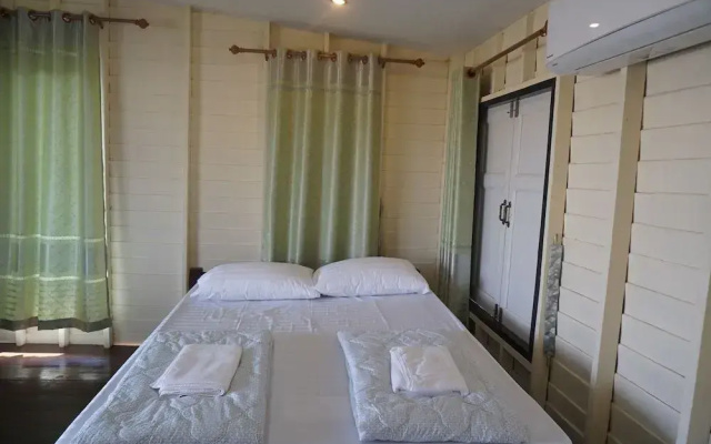 Reunmai Sametngam Resort