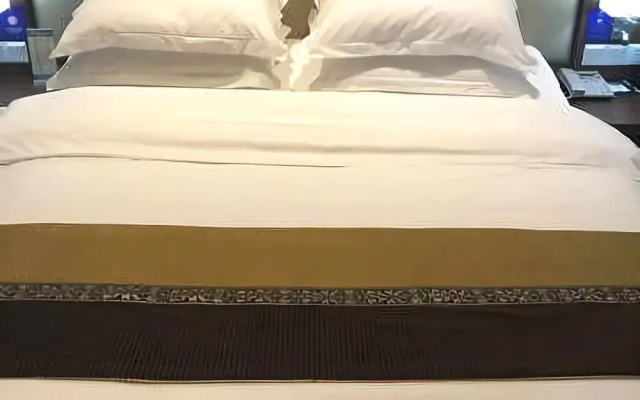 Longteng Shidai Hotel