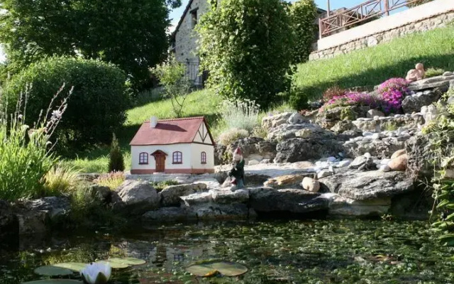 Hillside Park Dordogne