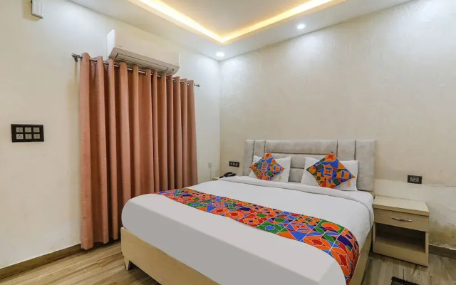 Fabhotel Sky Awadh