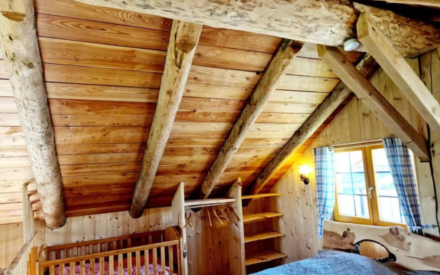 Nice Chalet in Klagenfurt With hot tub