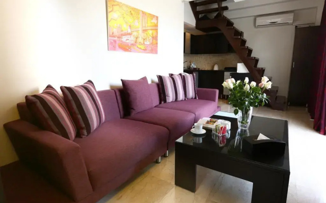 Park Lane Furnished Suites