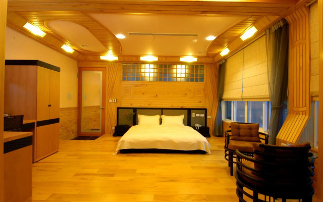Sun Moon Bed & Breakfast