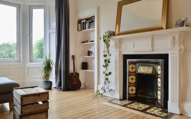 Modern 2 Bedroom Apartment In Edinburgh