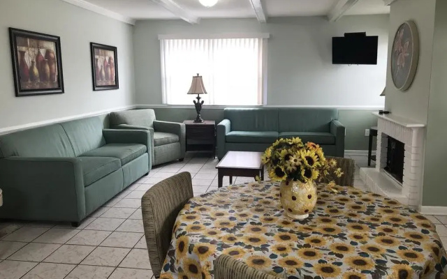 The Mallard Apartments