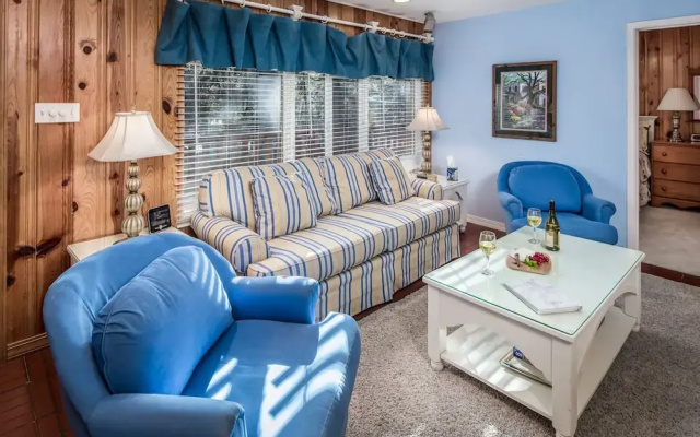 Linn Haven - Three Bedroom Cabin