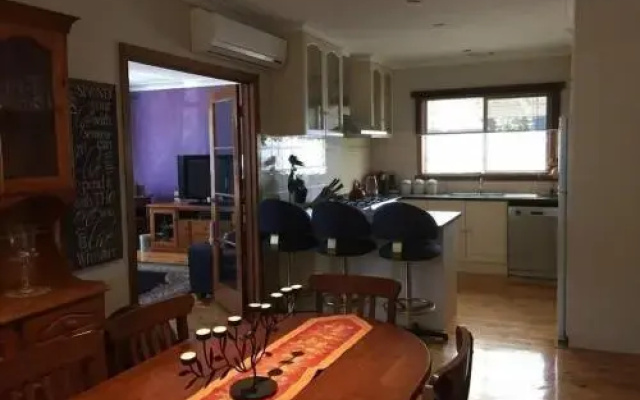 Abode 33