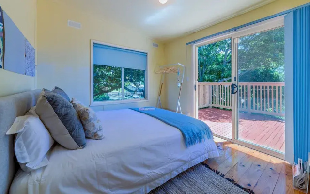 Inverloch Beach Hut - Close To Beach And Shops!