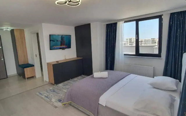 Penthouse Studio 5 Panoramic SeaView