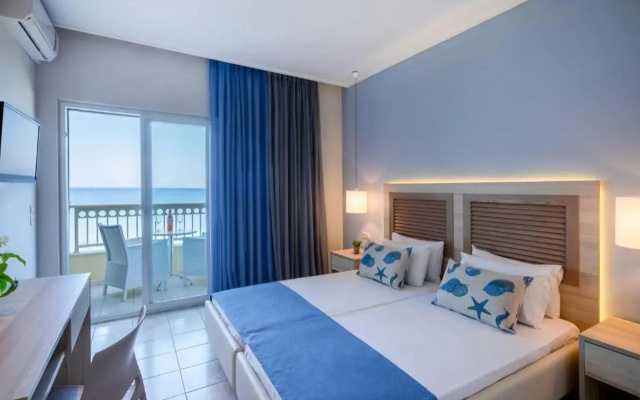 Rossis Beach Hotel