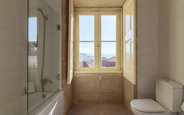 Charming 1-bedroom Apartment in Oporto