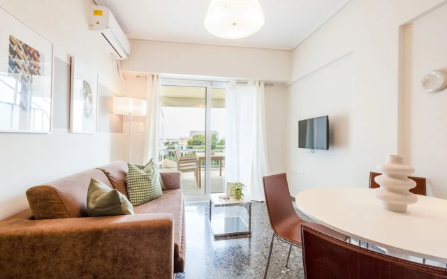 Beachfront 2-bedroom Stay in Voula