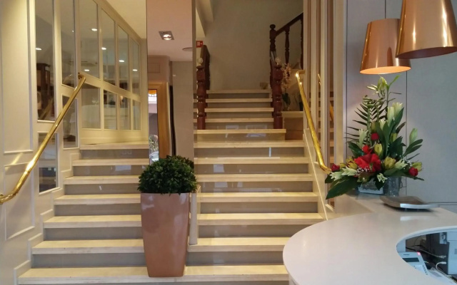Serantes Hotel