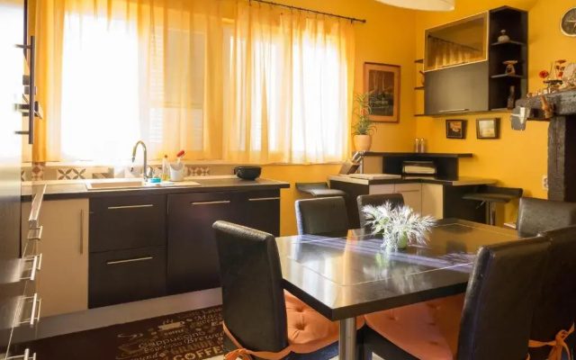 Holiday House Zaton