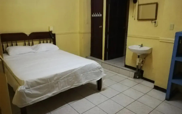 Allan28Hotel