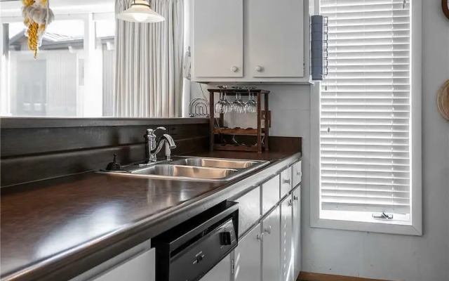 Woodbridge 34A - 2 Bedrooms Condo