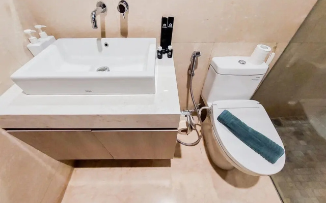 Stylish and Luxury 2BR Apartment in Veranda Residence Puri