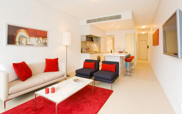 Miro Apartments