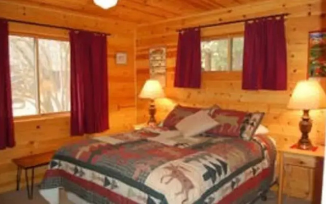 RedAwning Cabin #9N Fox Hollow