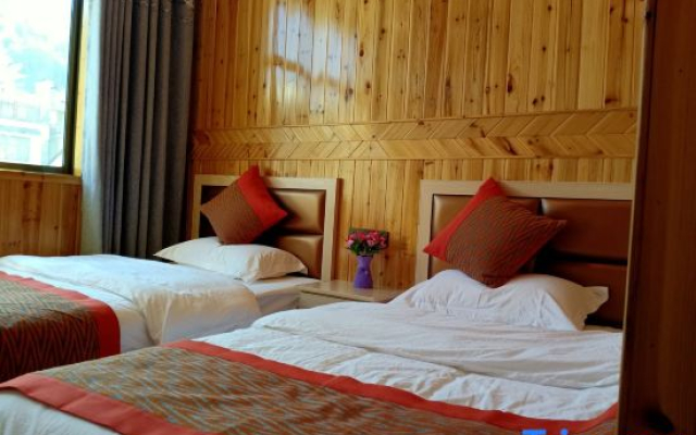 Huangling shiguangtingyuanyihaoyuanHostel