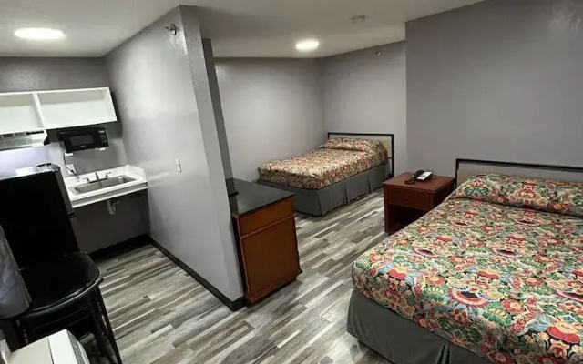 Live In Lodge