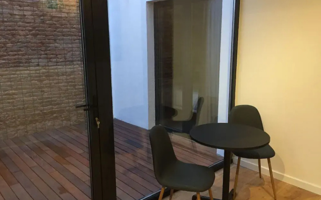 Modern Catalan Apartments by Olala Homes