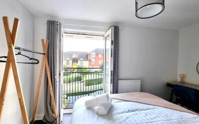 Quay House by Switchback Stays with free parking