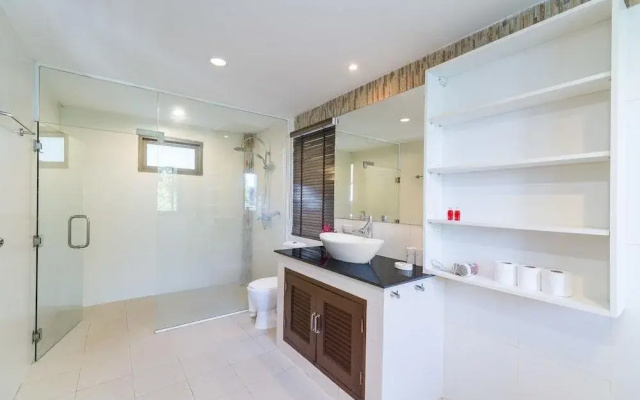 Tropical Sea View Villa