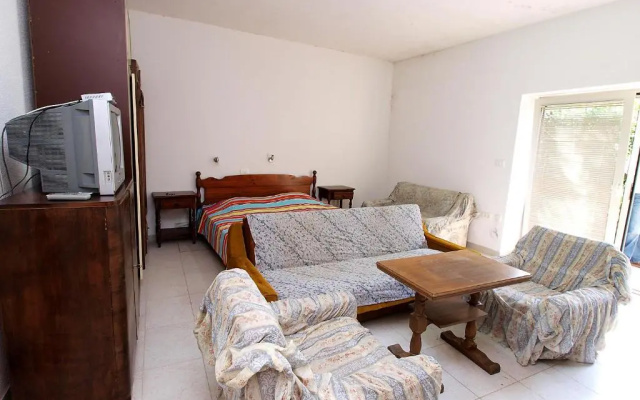 Apartment 820