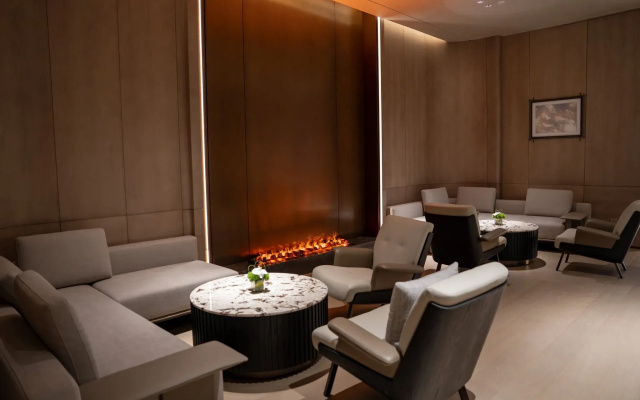 Crowne Plaza Jingmen