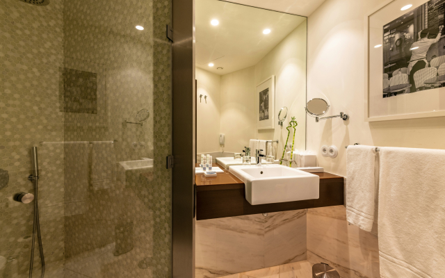 Pestana Porto - A Brasileira, City Center & Heritage Building