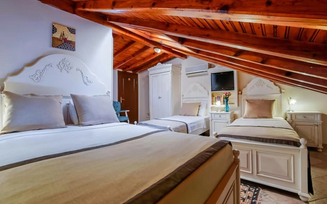 La Paloma Hotel