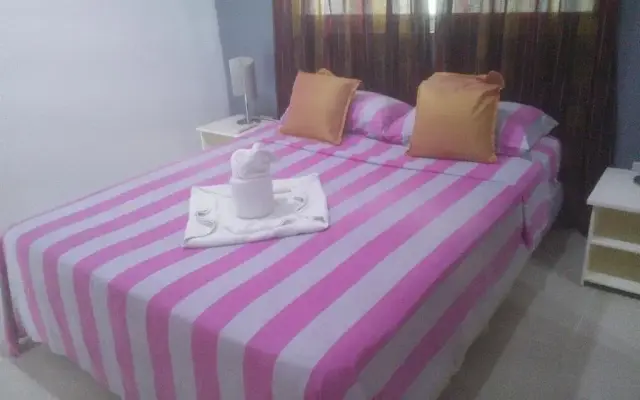 Roxon Apartments