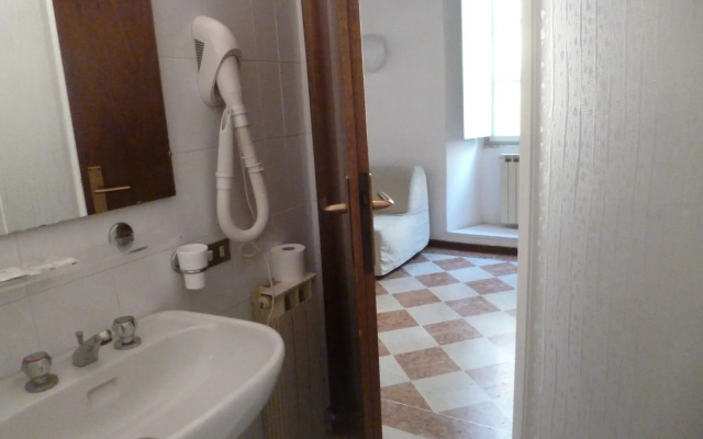 Residenza Ca' Tazzoli , Mantegna Hotels